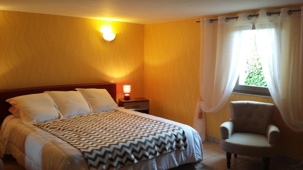 Chez Annie Guest House Saint-Avit-Riviere Exterior photo