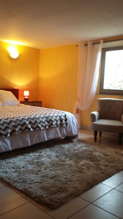 Chez Annie Guest House Saint-Avit-Riviere Exterior photo